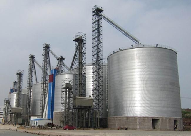 林芝大型钢板库构造参数及水泥储存质量